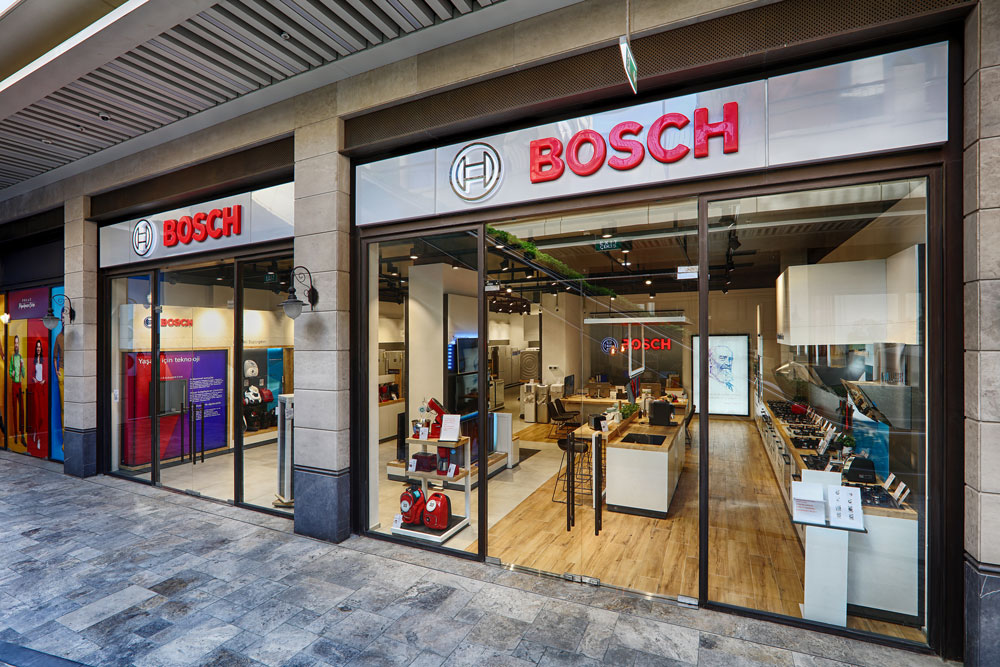 Bosch opened in Piyalepaşa Çarşı Strip Mall.