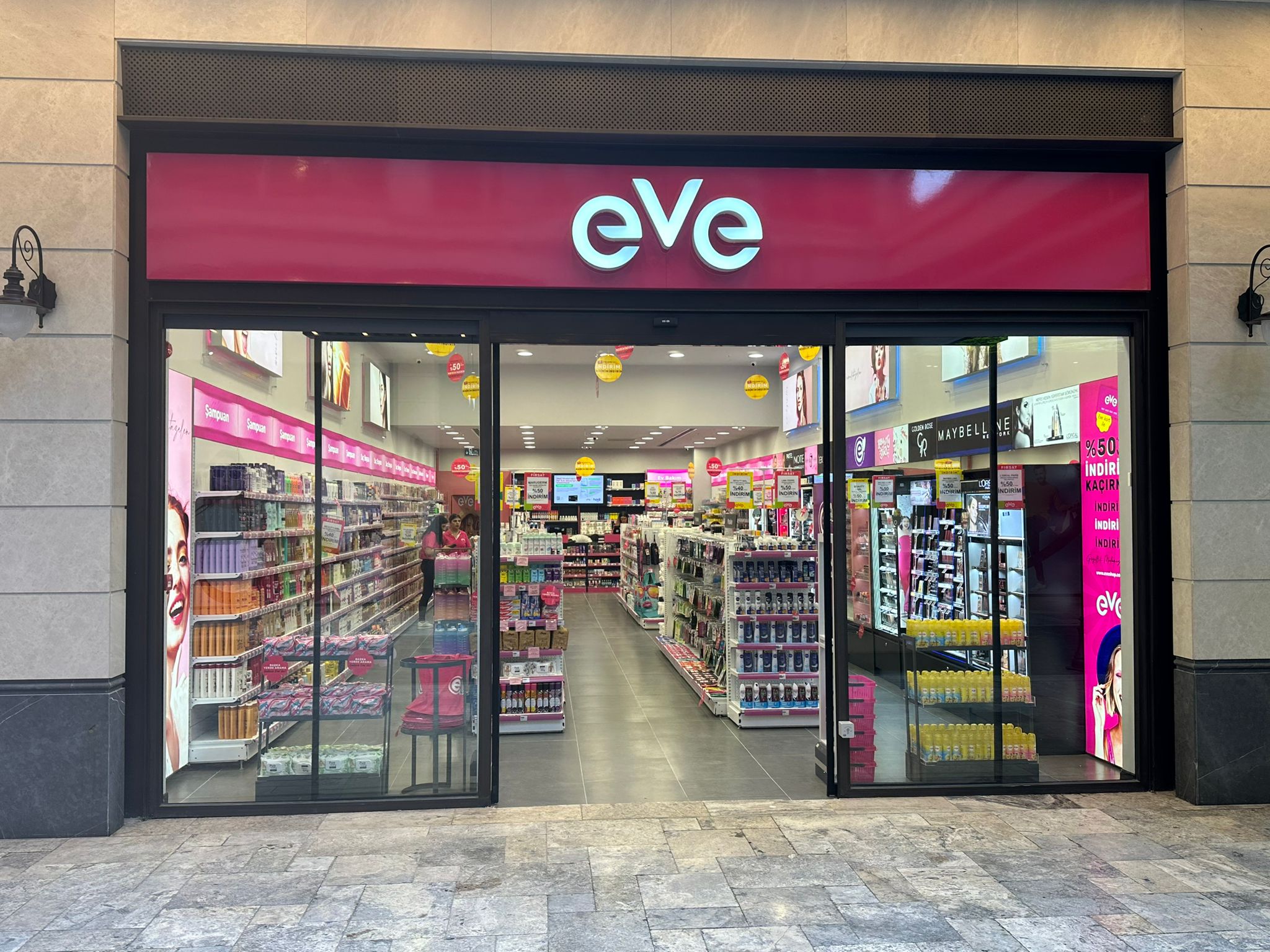 Eve Shop is opened at Piyalepaşa Çarşı Strip Mall.